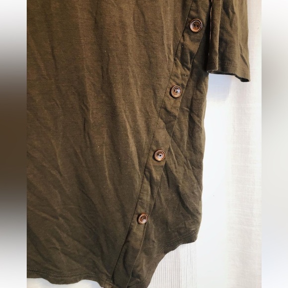 olive green flamingo urban shirt with buttons - Picture 3 of 3